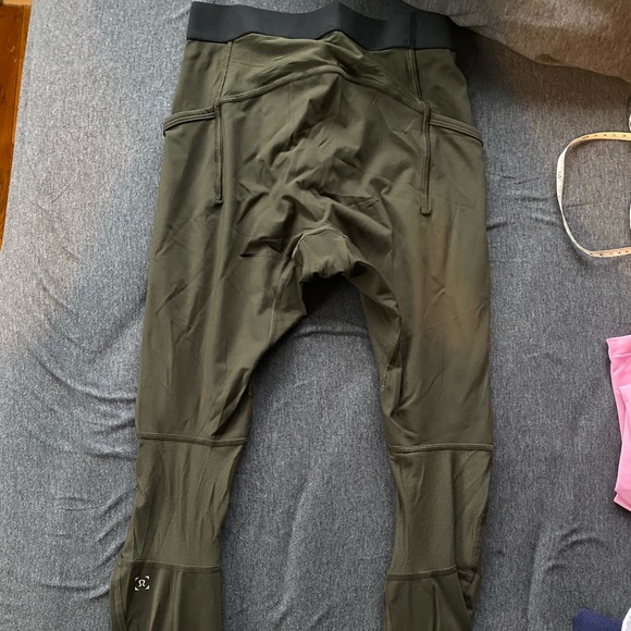 lululemon athletica Other - Lululemon Men’s Surge Tight Perfect Condition Green 28 inch inseam